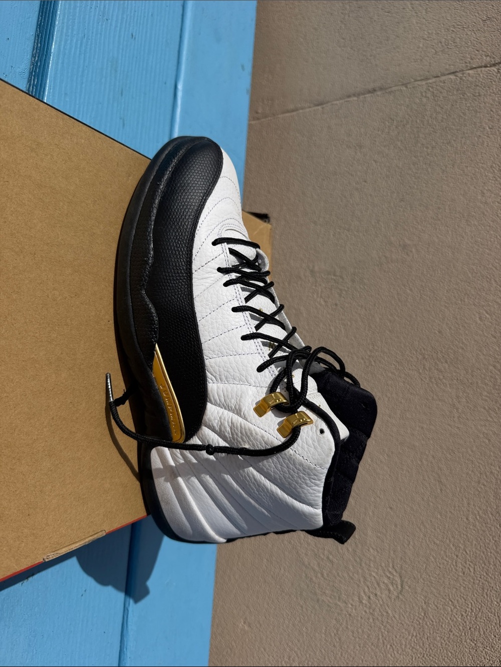 Nike Air Jordan Retro 12 Men’s Basketball Shoes - White/Black/Gold - Picture 6 of 12